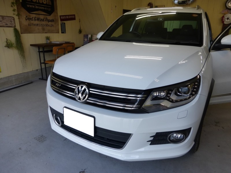 VWティグアン　ドアプレスラインのヘコミをデントリペア【つくば市】
